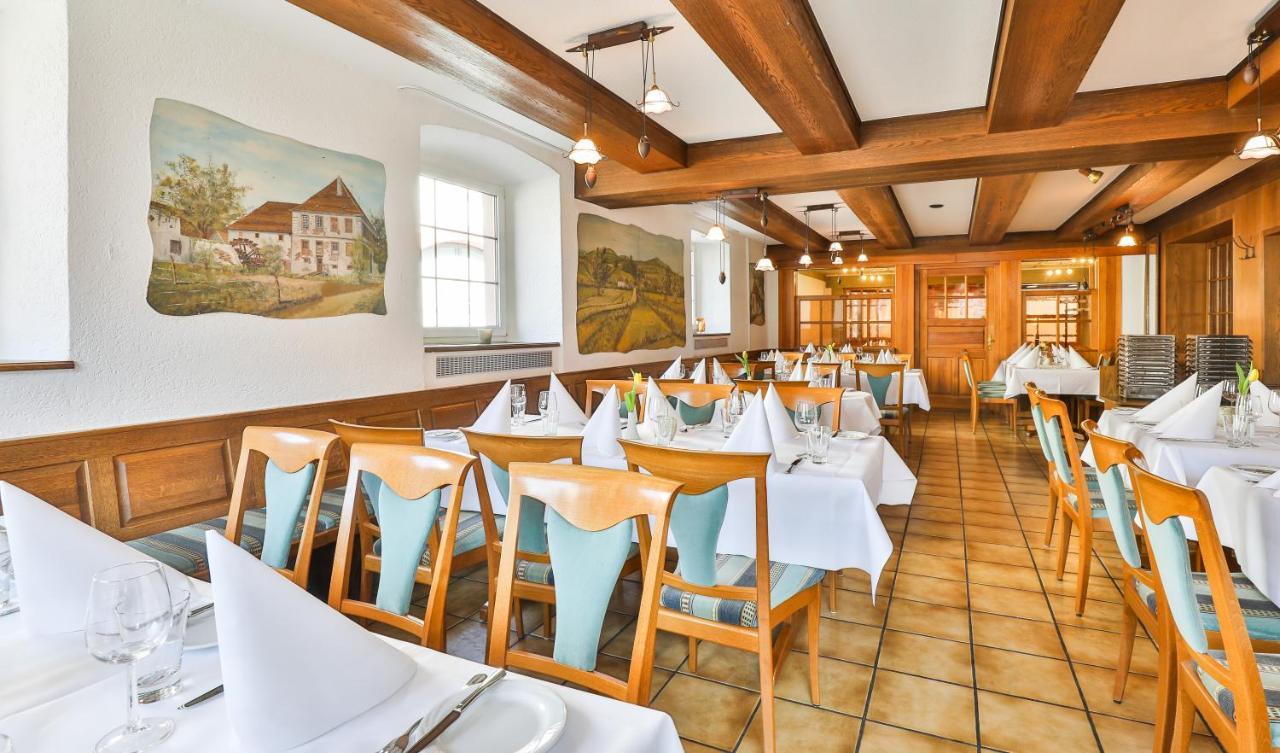 Hotel-Gasthaus "Krone" Boetzingen 외부 사진