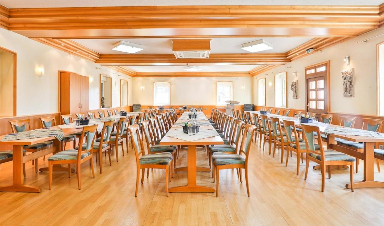 Hotel-Gasthaus "Krone" Boetzingen 외부 사진