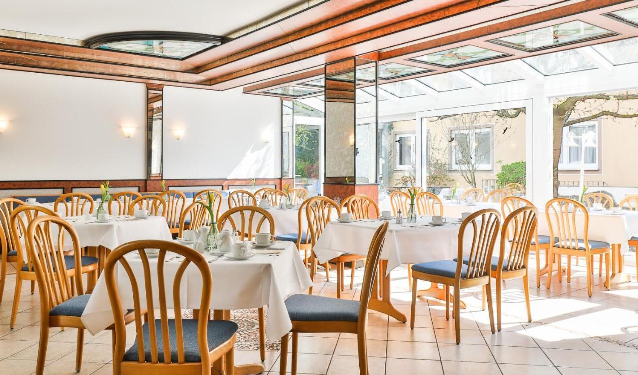Hotel-Gasthaus "Krone" Boetzingen 외부 사진